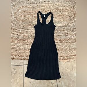 BLACK RIBBED TANK TOP MIDI BODYCON DRESS